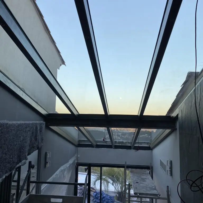 Agence M Com Marseille Allur Veranda Toulon Verandas Aluminium presentation pvc menuiserie